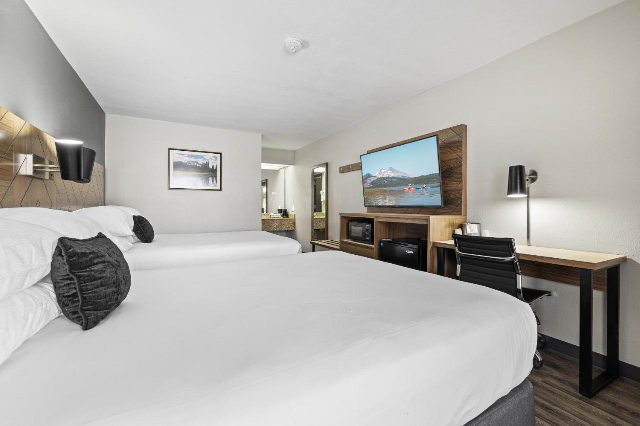 Red Lion Inn & Suites Deschutes River - Bend Exteriör bild